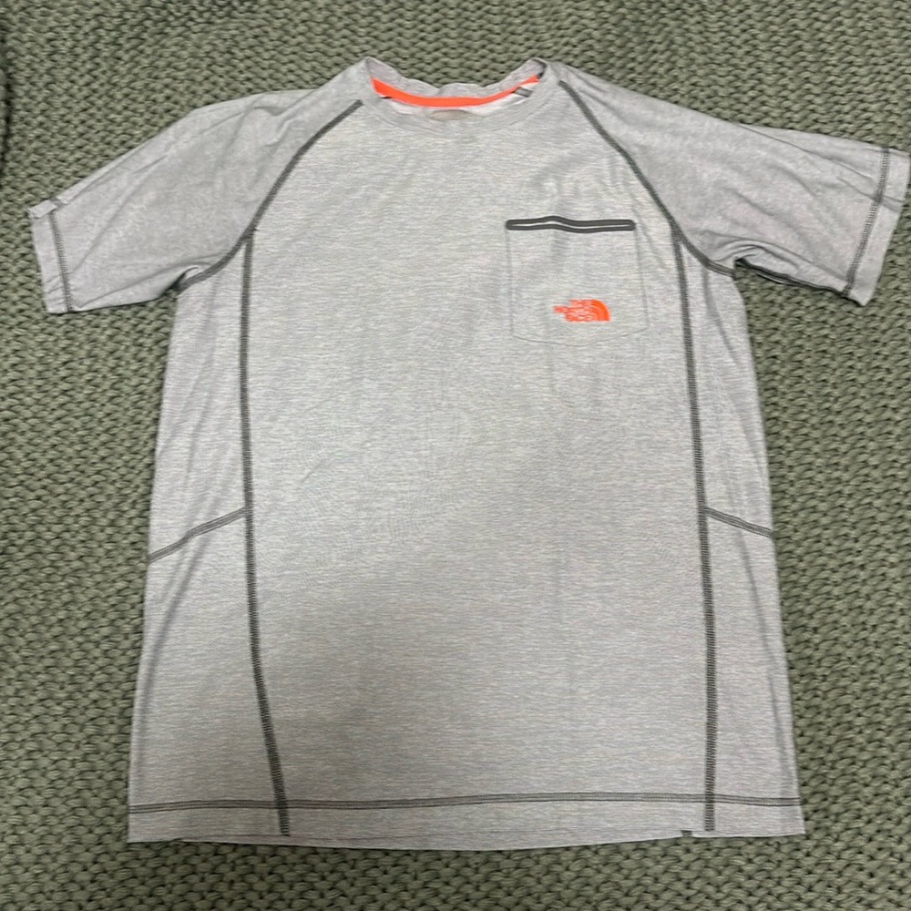Men’s The North Face Grey Hiking Shirt Small